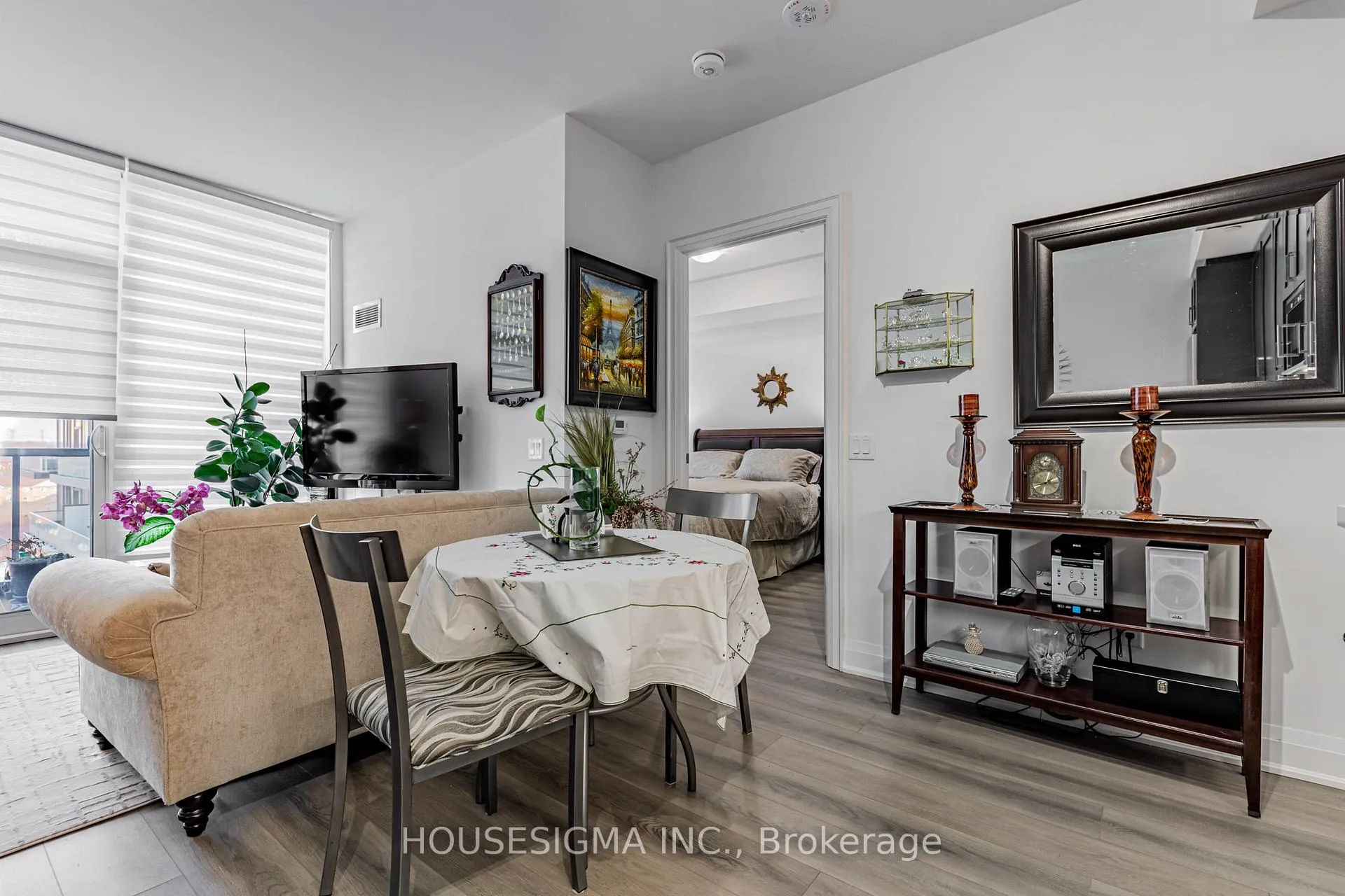 Photo 9 of Unit 708, 10 Gatineau Drive, Vaughan, Beverley Glen — HOMEH