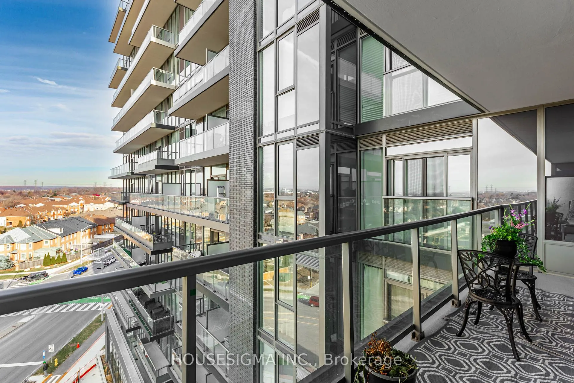 Photo 19 of Unit 708, 10 Gatineau Drive, Vaughan, Beverley Glen — HOMEH