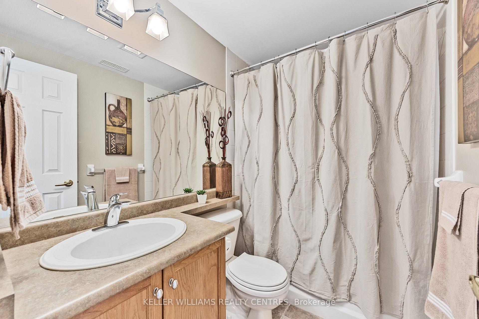 Photo 19 of Unit 5, 434 Mariners Way, Collingwood — HOMEH