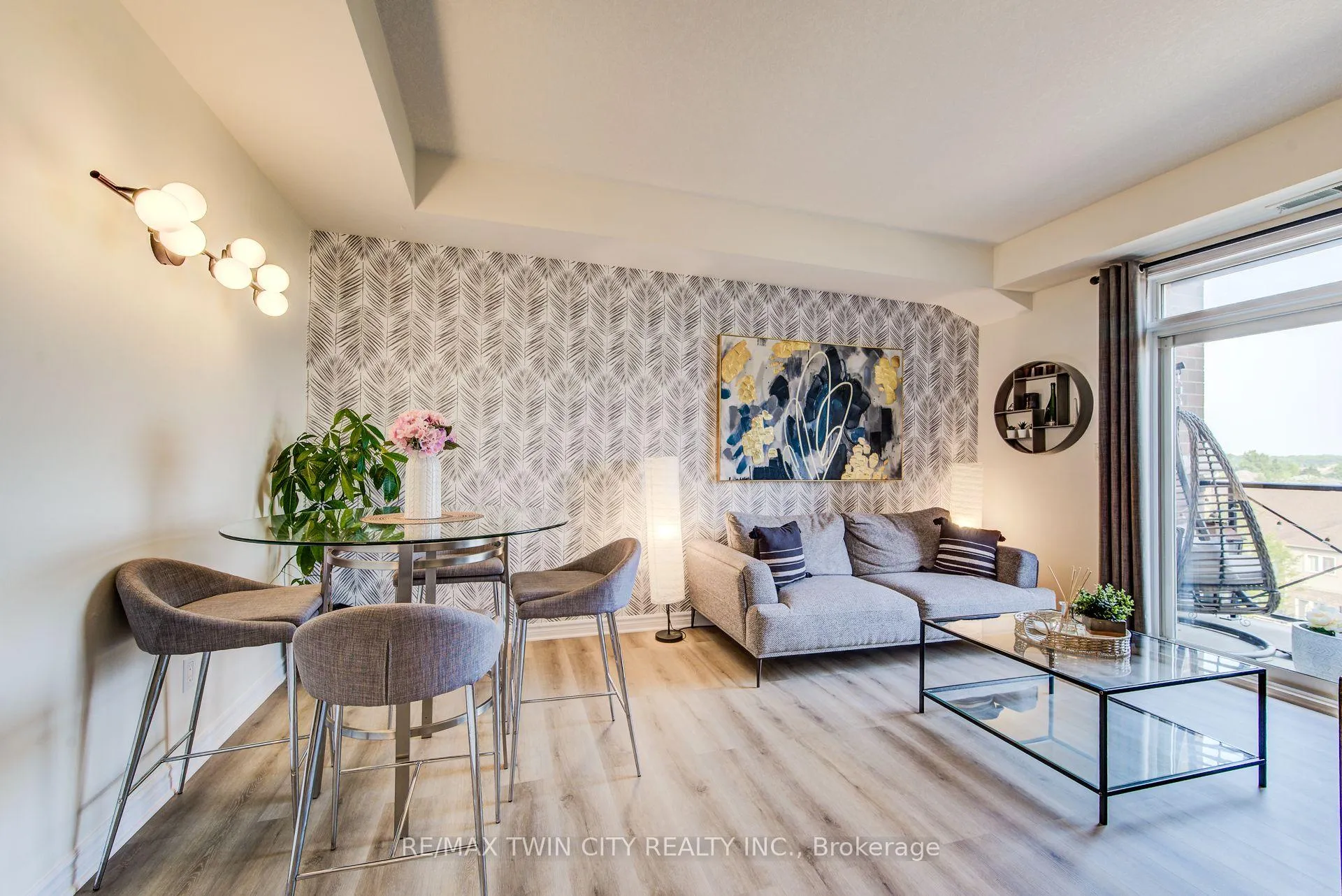 Photo 15 of Unit 401, 2 Colonial Drive, Guelph, Pineridge/Westminster Woods — HOMEH