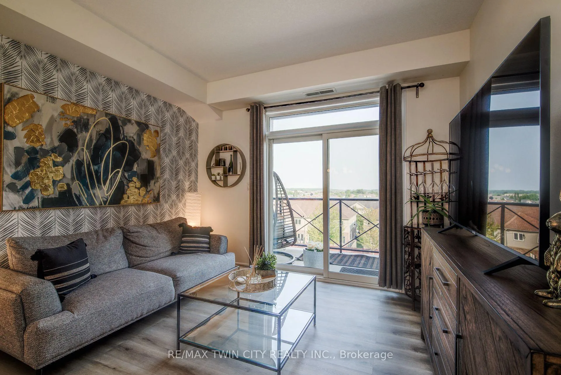 Photo 18 of Unit 401, 2 Colonial Drive, Guelph, Pineridge/Westminster Woods — HOMEH