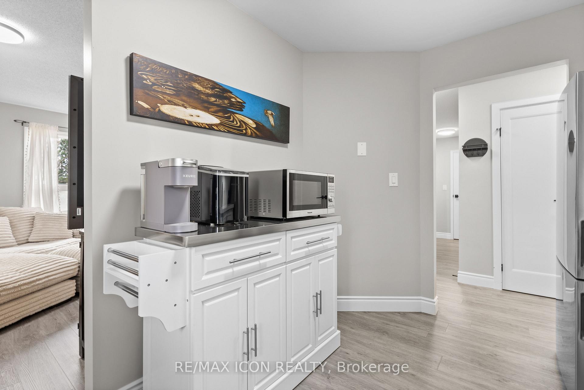 Photo 5 of Unit 210, 30 Hugo Crescent, Kitchener — HOMEH