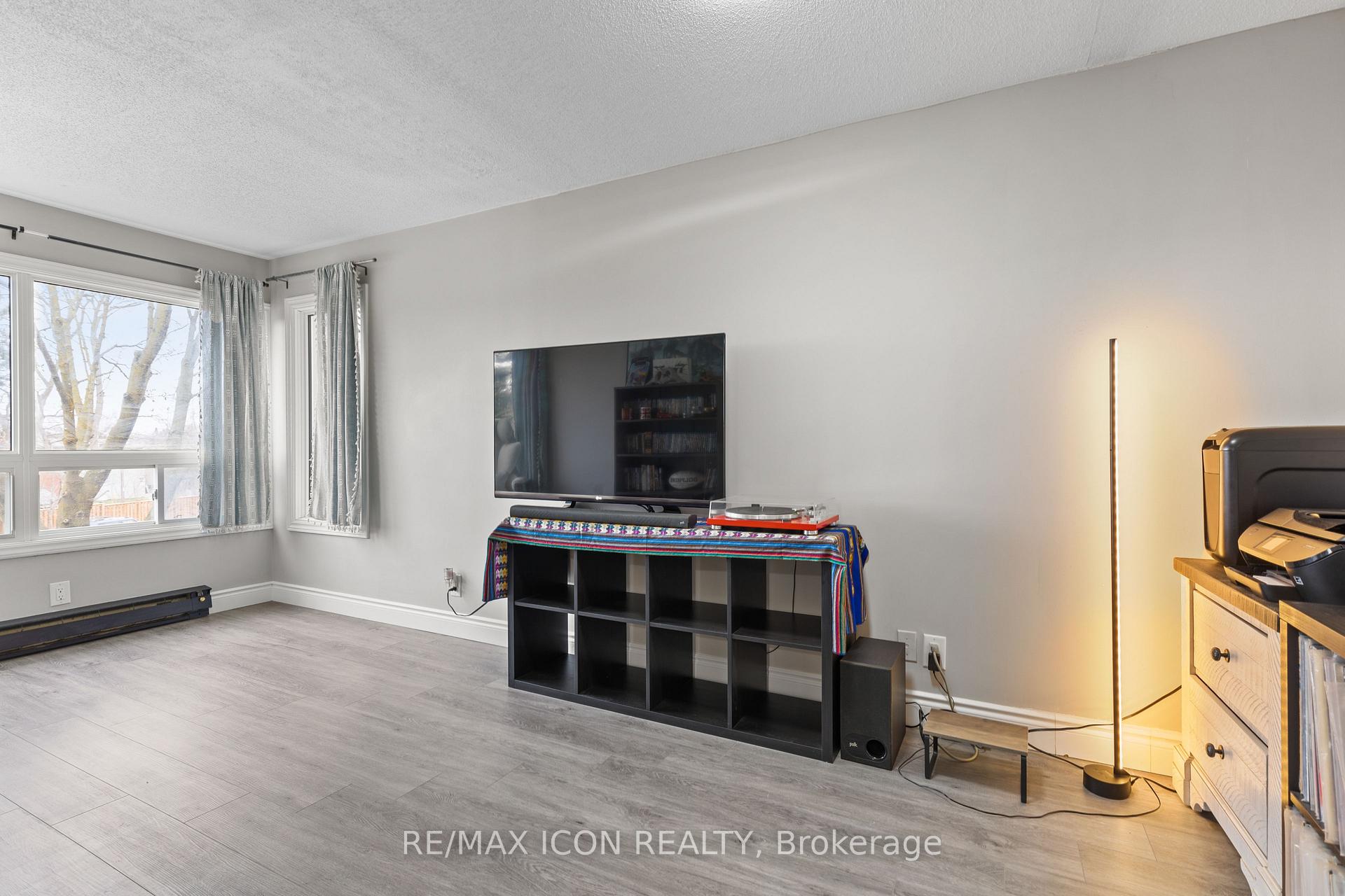 Photo 9 of Unit 210, 30 Hugo Crescent, Kitchener — HOMEH