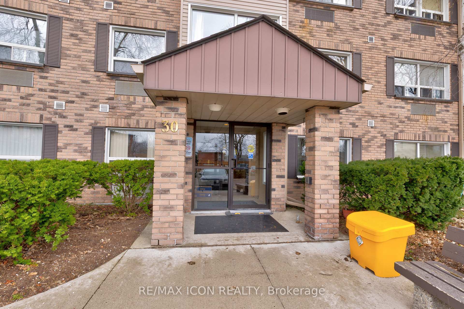 Photo 17 of Unit 210, 30 Hugo Crescent, Kitchener — HOMEH