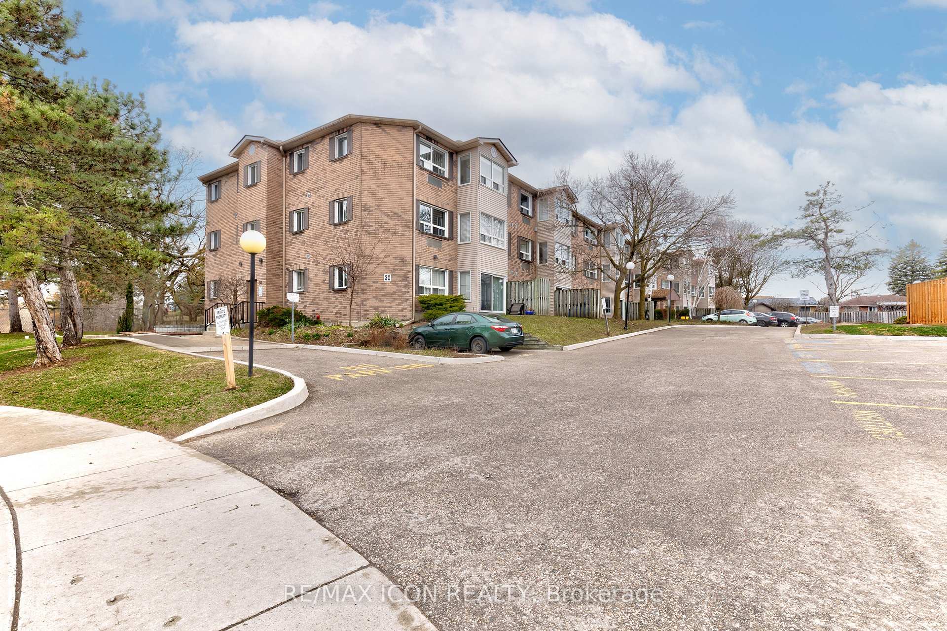 Photo 18 of Unit 210, 30 Hugo Crescent, Kitchener — HOMEH