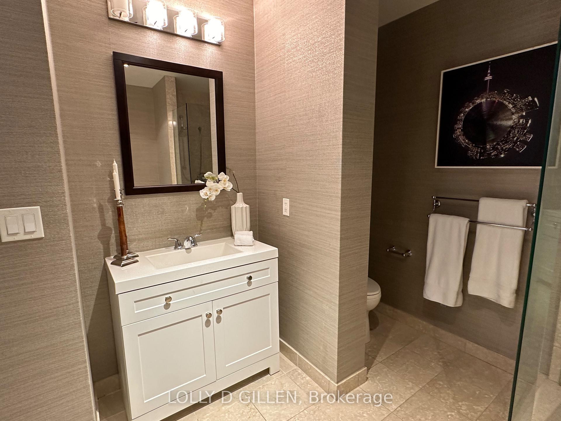 Photo 6 of Unit PH08, 188 Eglinton Avenue E, Toronto, Mount Pleasant West — HOMEH