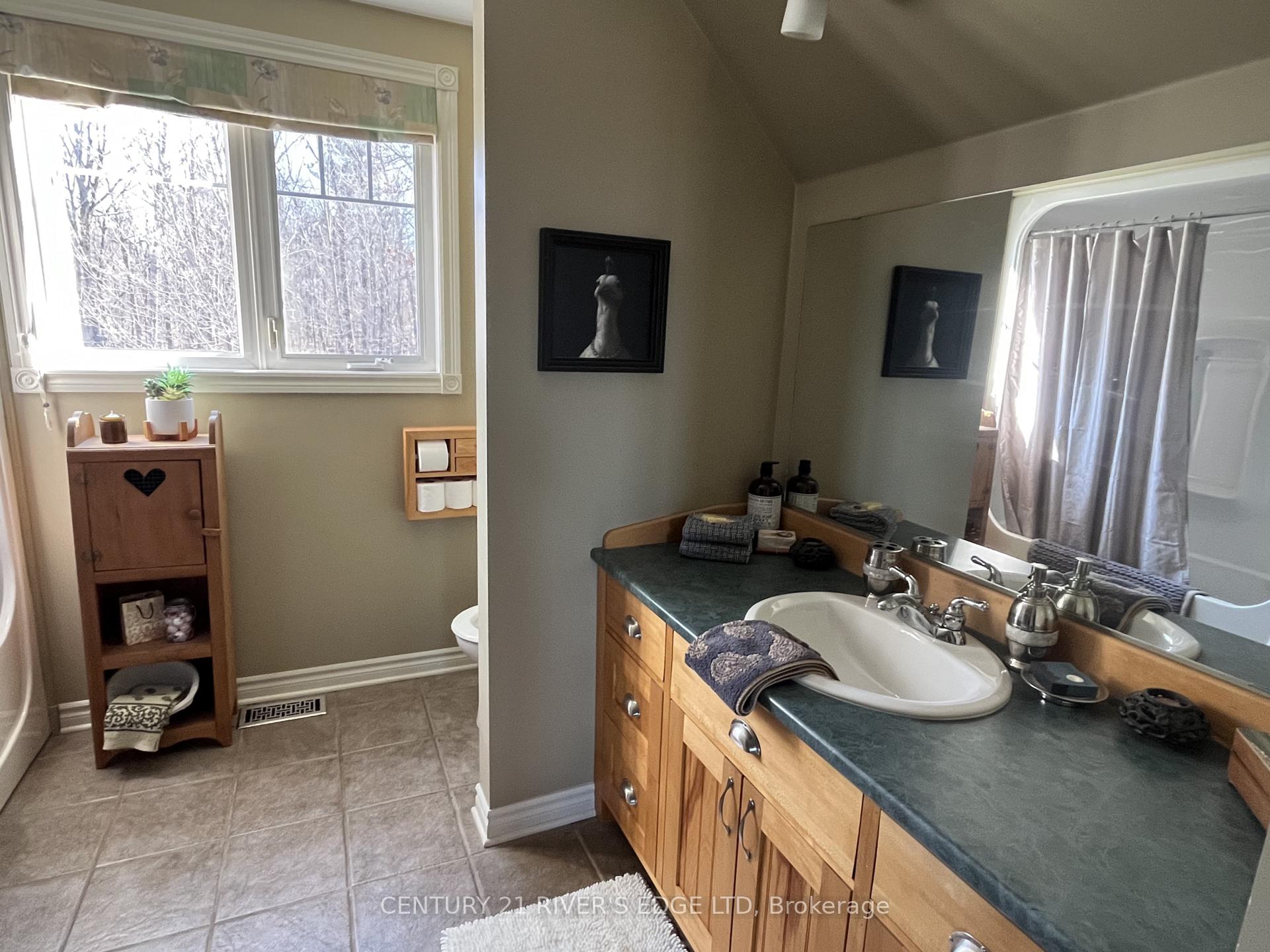 Photo 34 of 1664 Needham Side Road Side Road, Ottawa, Dunrobin — HOMEH