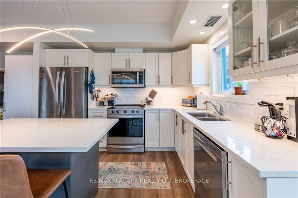 Photo 13 of Unit 104, 120 Summersides Boulevard, Pelham, Fonthill — HOMEH