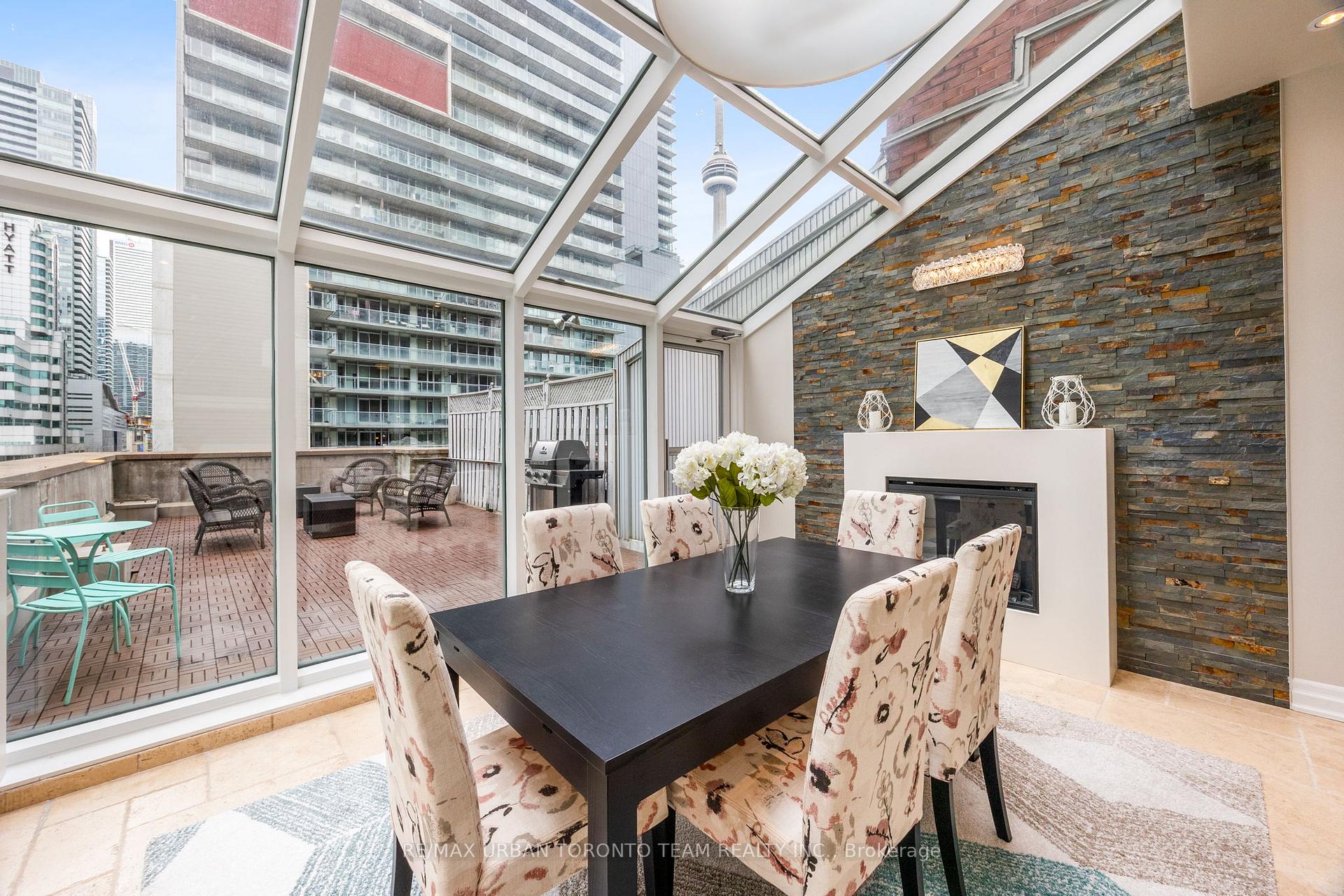 Photo 15 of Unit 401, 393 King Street W, Toronto, Waterfront Communities — HOMEH