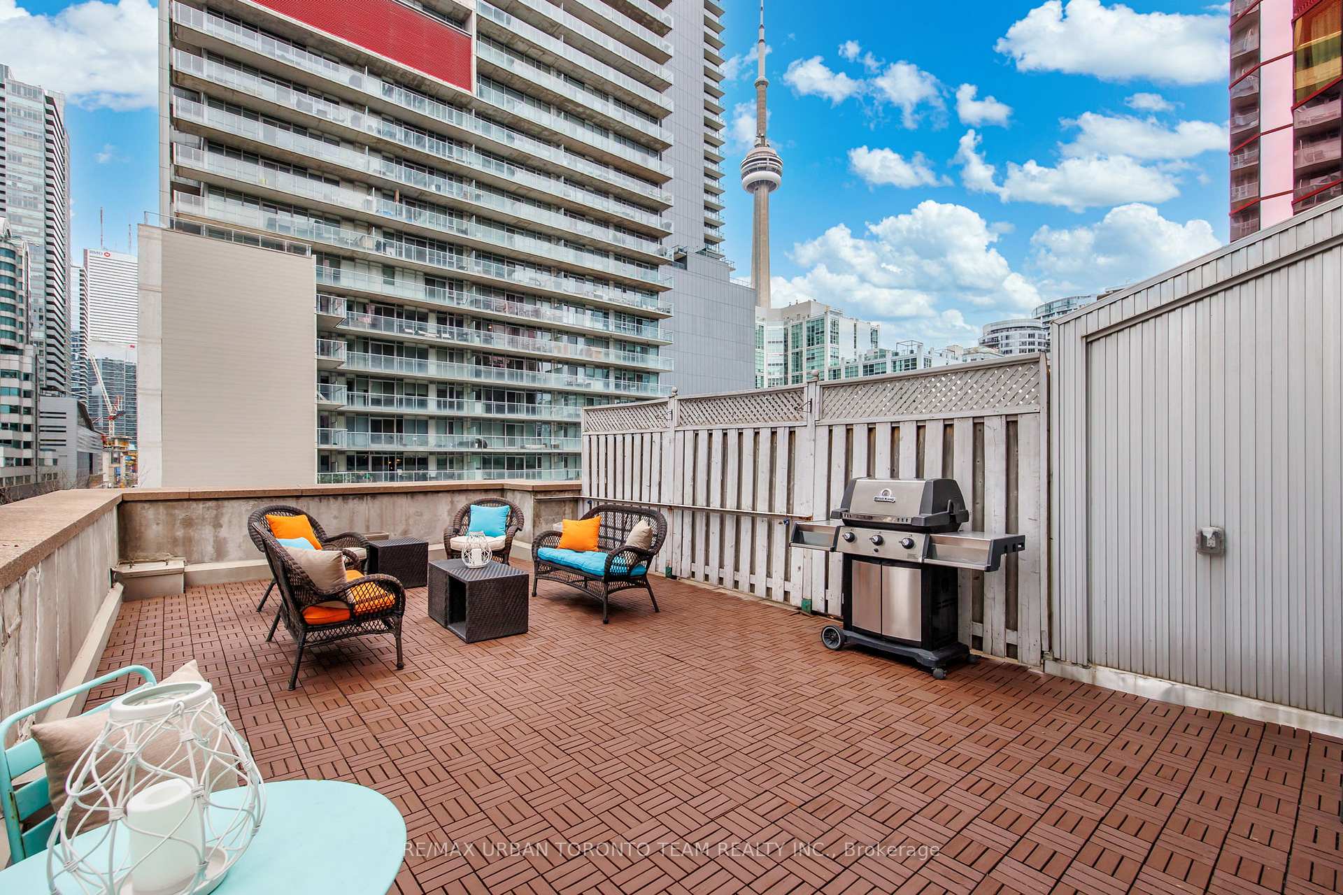 Photo 24 of Unit 401, 393 King Street W, Toronto, Waterfront Communities — HOMEH