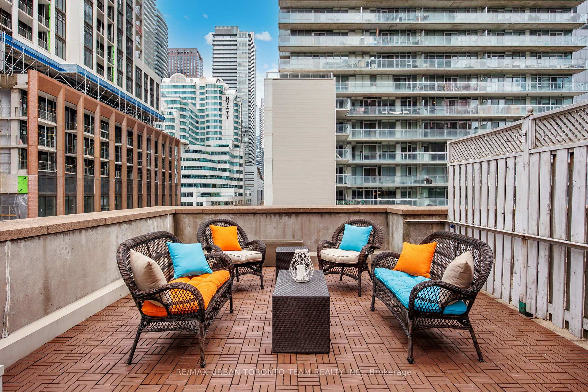 Photo 25 of Unit 401, 393 King Street W, Toronto, Waterfront Communities — HOMEH