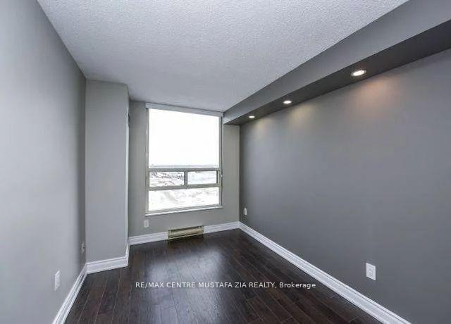 Photo 11 of Unit 1506, 250 Webb Drive, Mississauga, City Centre — HOMEH