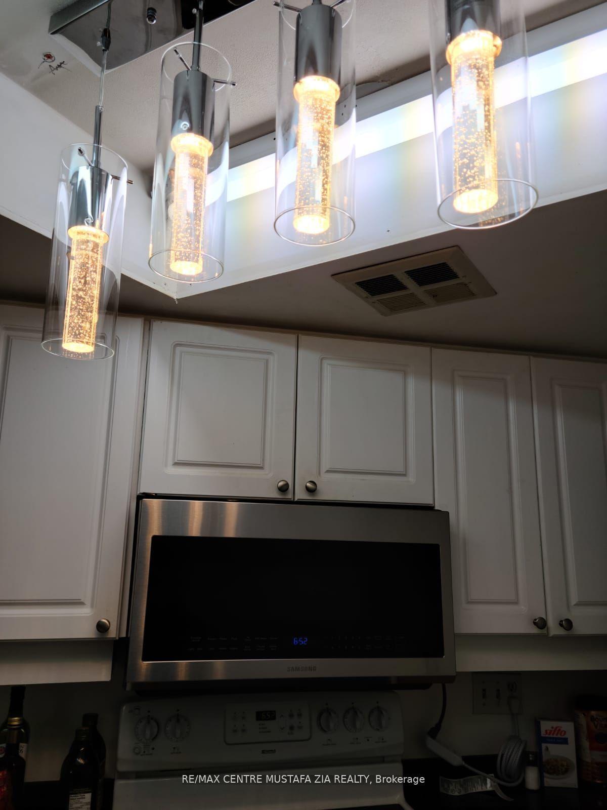 Photo 13 of Unit 1506, 250 Webb Drive, Mississauga, City Centre — HOMEH