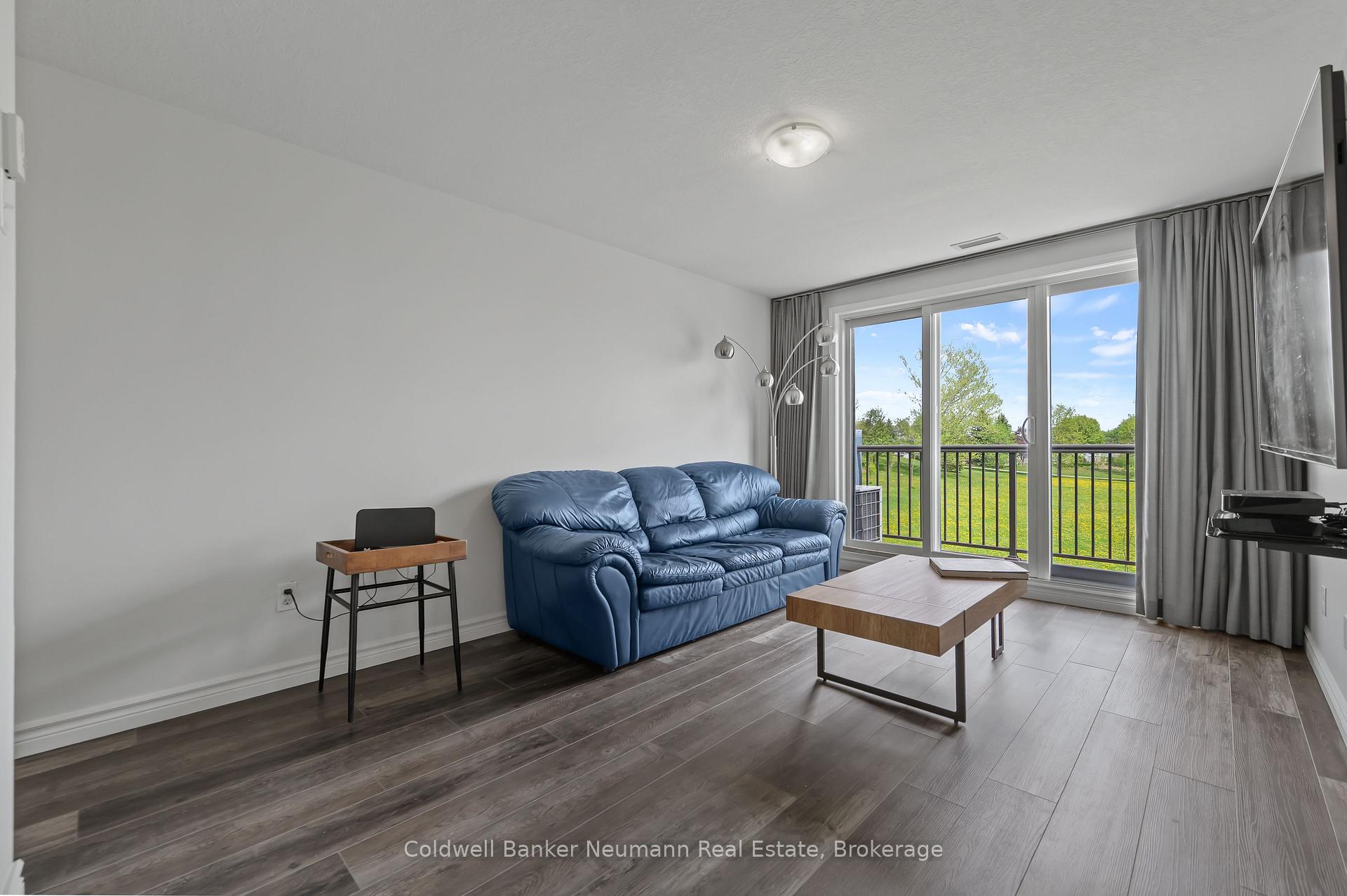 Photo 10 of Unit 77, 35 Mountford Drive, Guelph, Grange Road — HOMEH