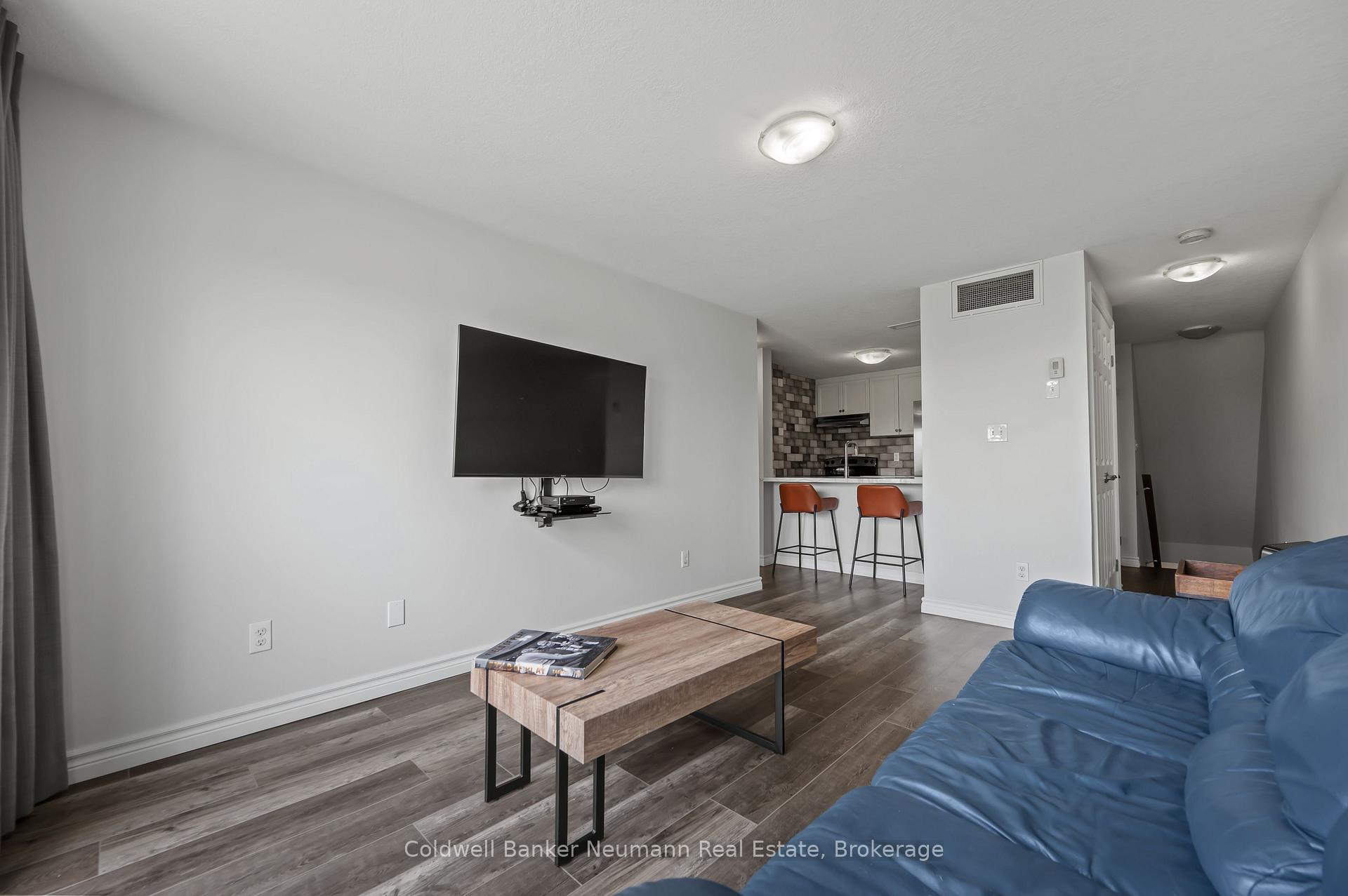 Photo 12 of Unit 77, 35 Mountford Drive, Guelph, Grange Road — HOMEH