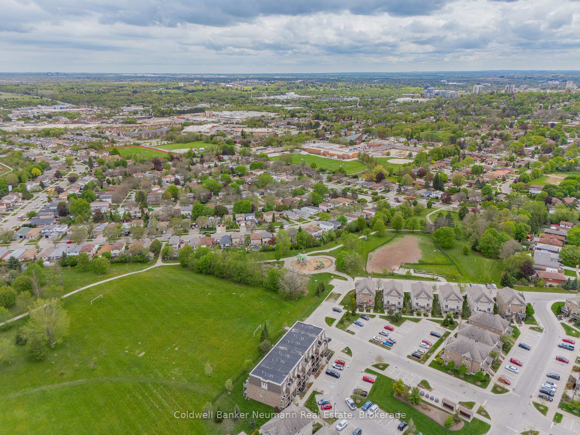 Photo 37 of Unit 77, 35 Mountford Drive, Guelph, Grange Road — HOMEH