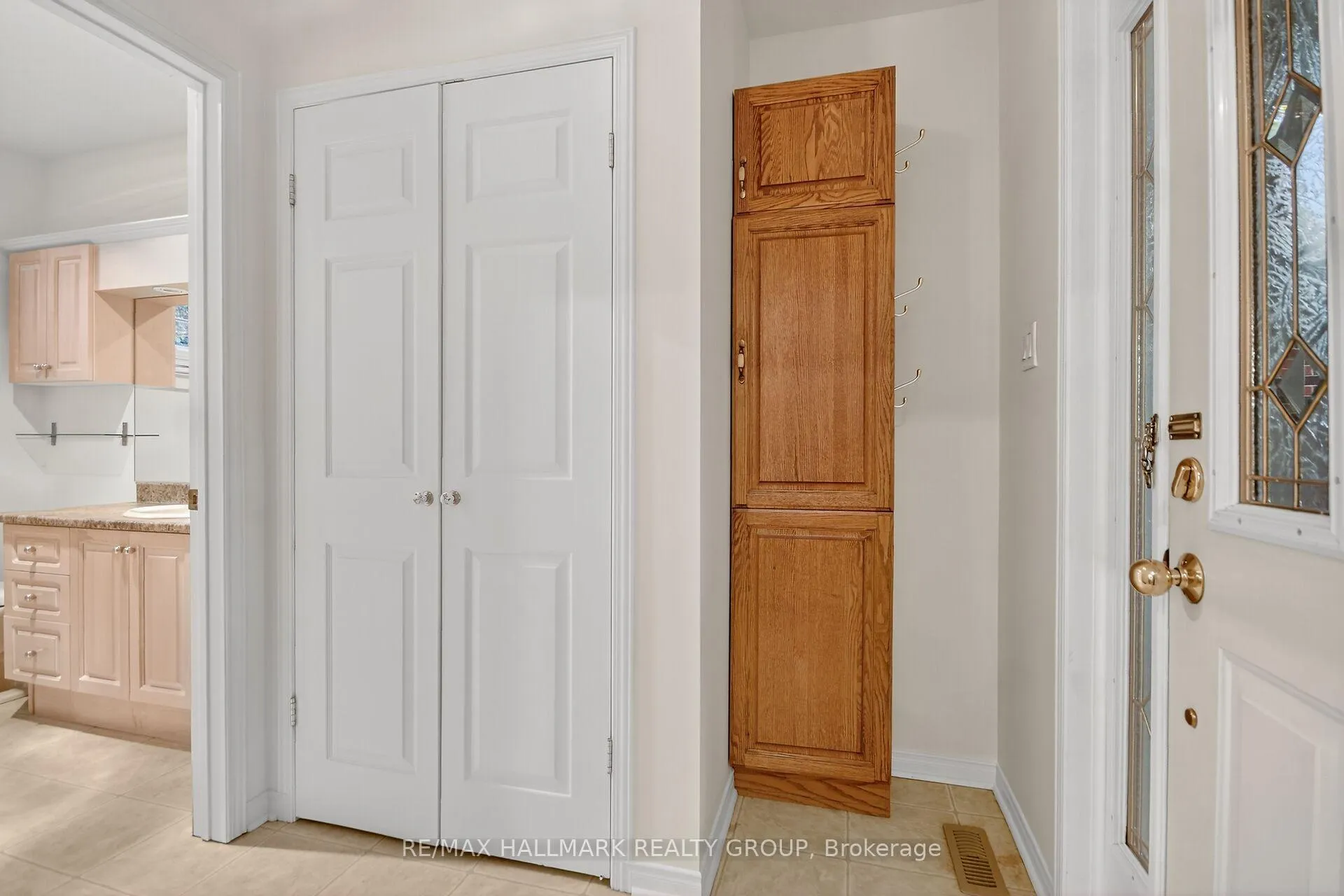 Photo 8 of 2042 Tilson Street, Ottawa, Elmvale Acres — HOMEH