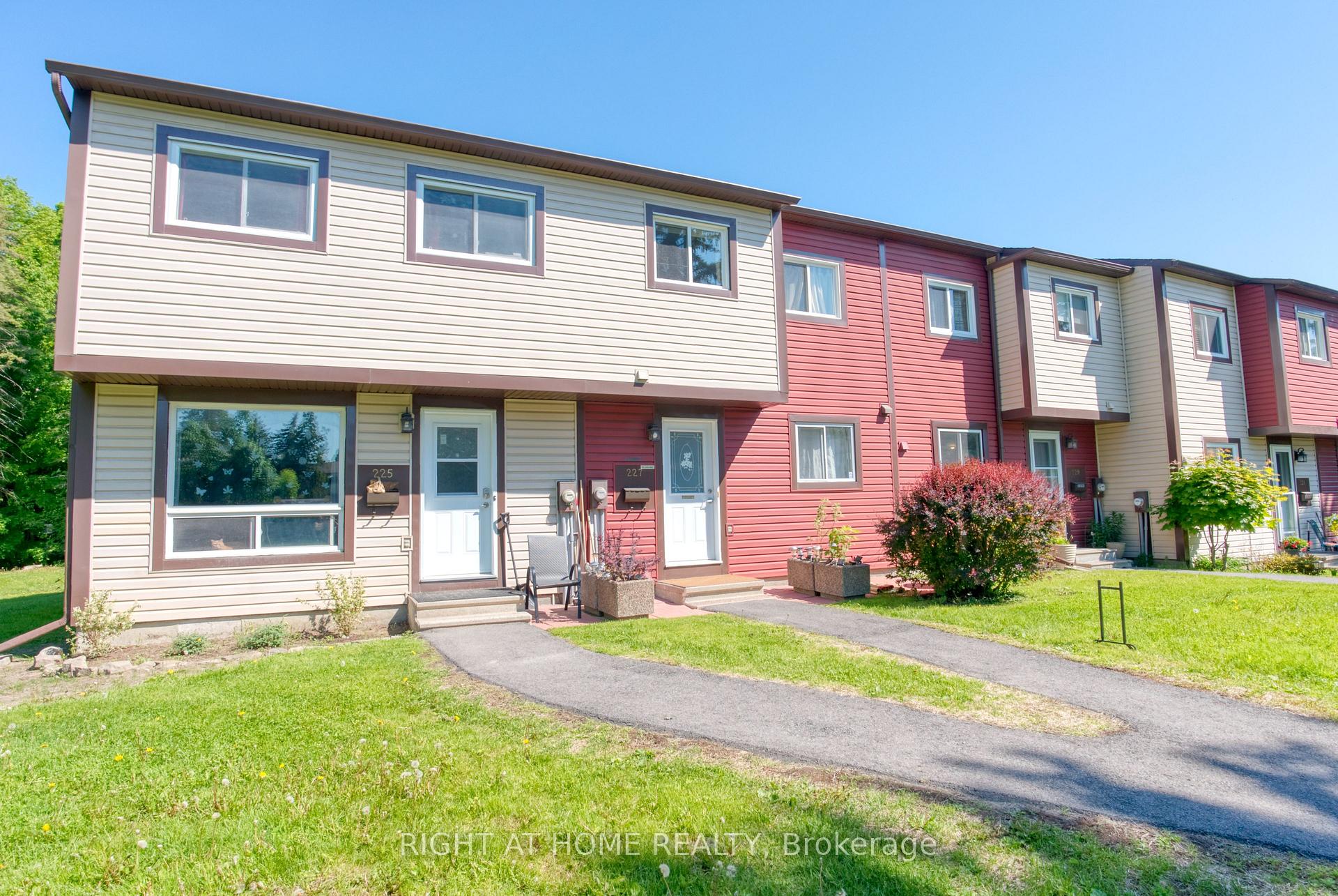 Photo 1 of 227 Teal Crescent, Ottawa, Chatelaine Village — HOMEH
