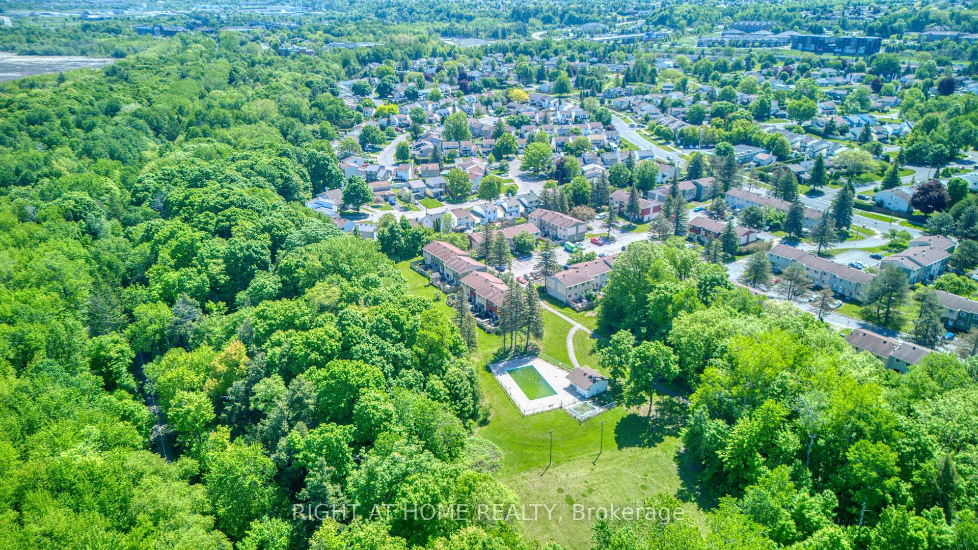 Photo 41 of 227 Teal Crescent, Ottawa, Chatelaine Village — HOMEH