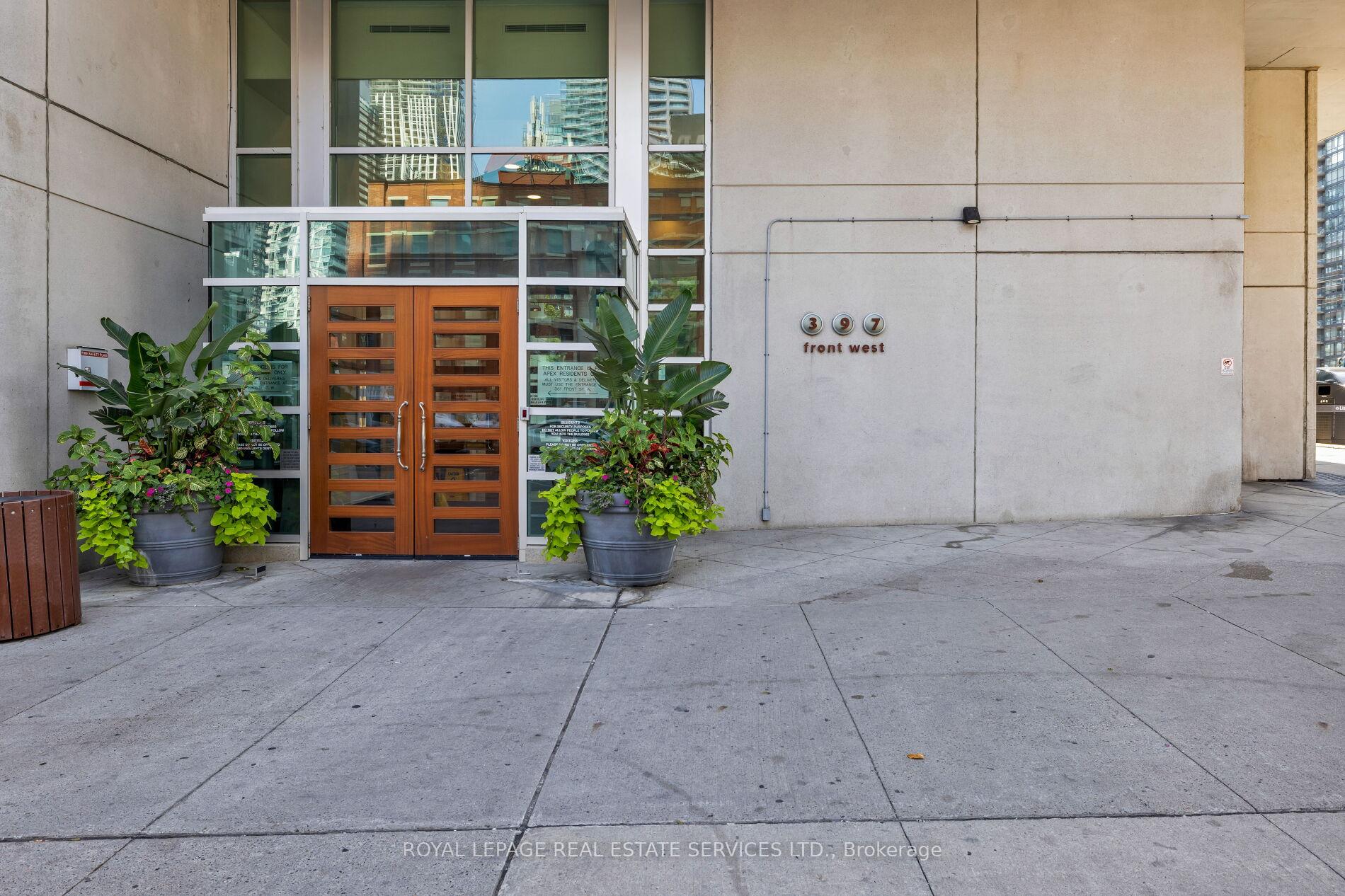 Photo 3 of Unit 605, 397 Front Street W, Toronto, Waterfront Communities — HOMEH
