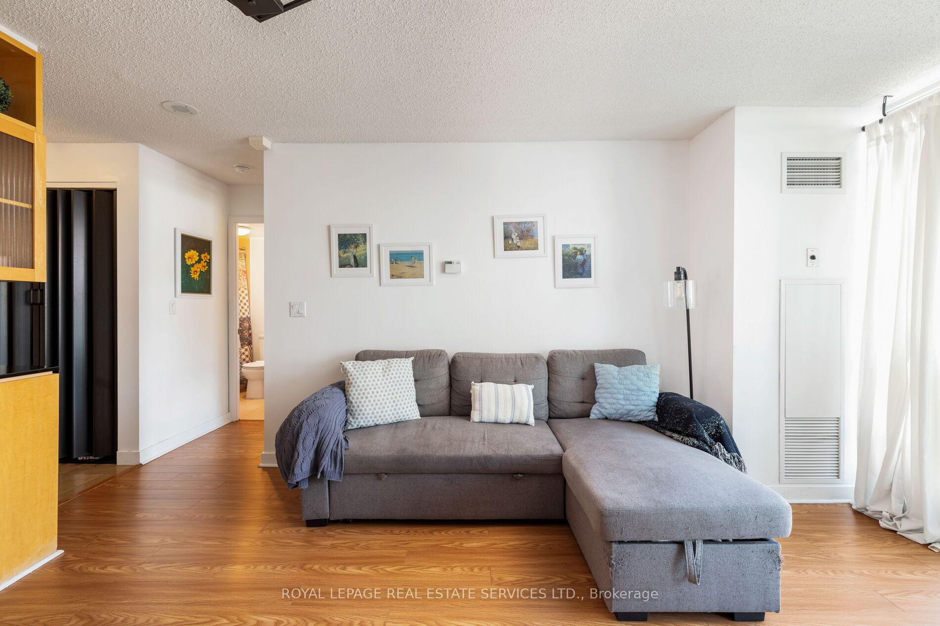 Photo 12 of Unit 605, 397 Front Street W, Toronto, Waterfront Communities — HOMEH
