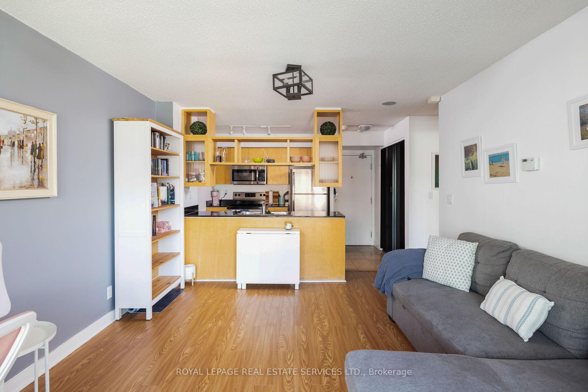Photo 13 of Unit 605, 397 Front Street W, Toronto, Waterfront Communities — HOMEH