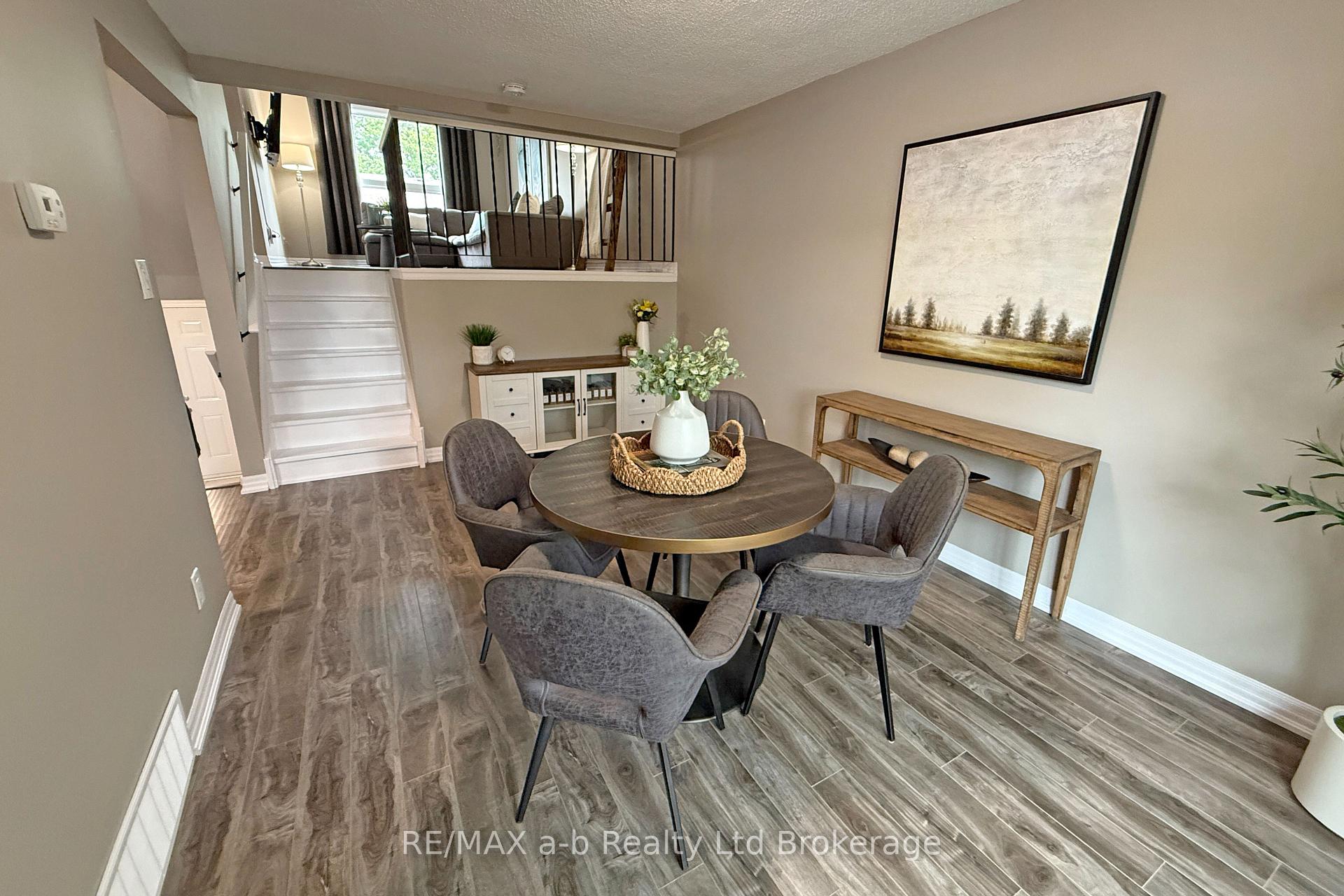 Photo 5 of Unit 79, 279 Bluevale Street N, Waterloo — HOMEH
