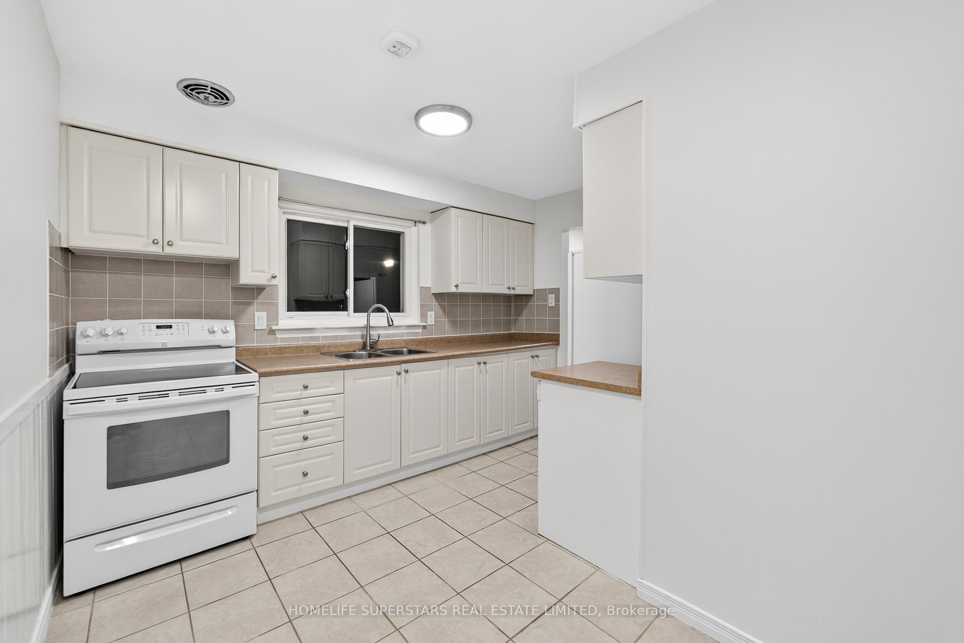 Photo 18 of Unit 77, 1235 Radom Street, Pickering, Bay Ridges — HOMEH