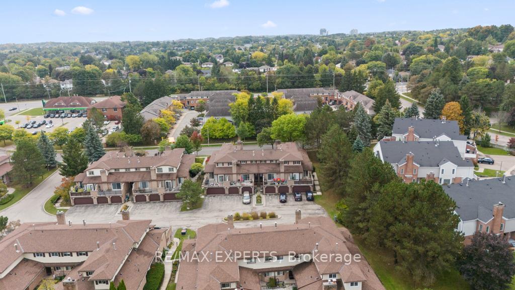 Photo 3 of Unit 5, 460 Beechwood Place, Waterloo — HOMEH