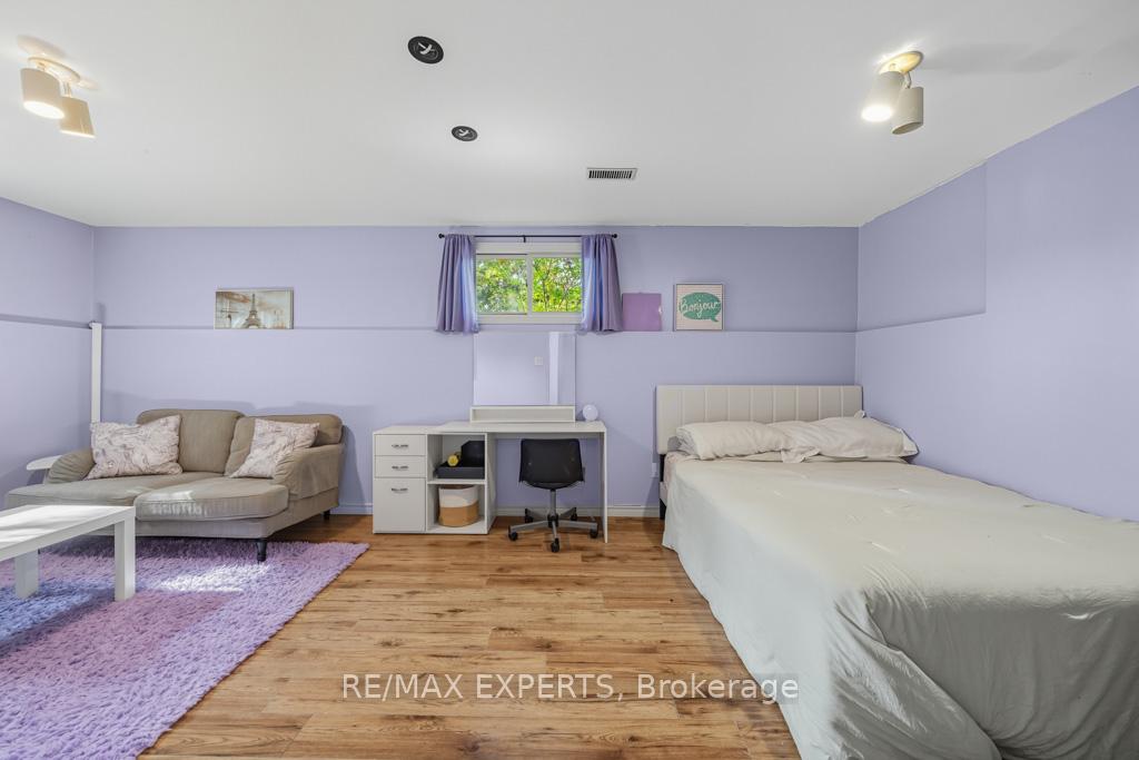 Photo 38 of Unit 5, 460 Beechwood Place, Waterloo — HOMEH