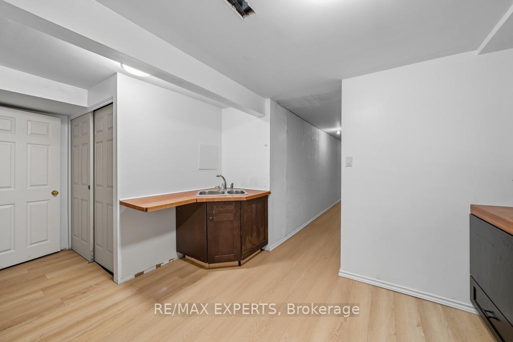 Photo 44 of Unit 5, 460 Beechwood Place, Waterloo — HOMEH