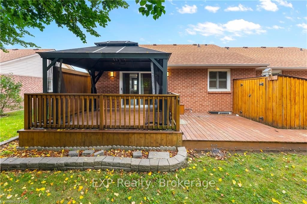 Photo 5 of Unit 30, 122 Bunting Road, St. Catharines, E. Chester — HOMEH