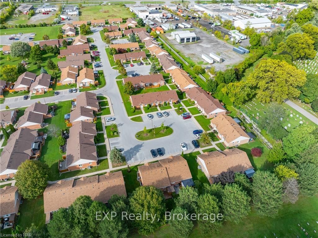 Photo 12 of Unit 30, 122 Bunting Road, St. Catharines, E. Chester — HOMEH