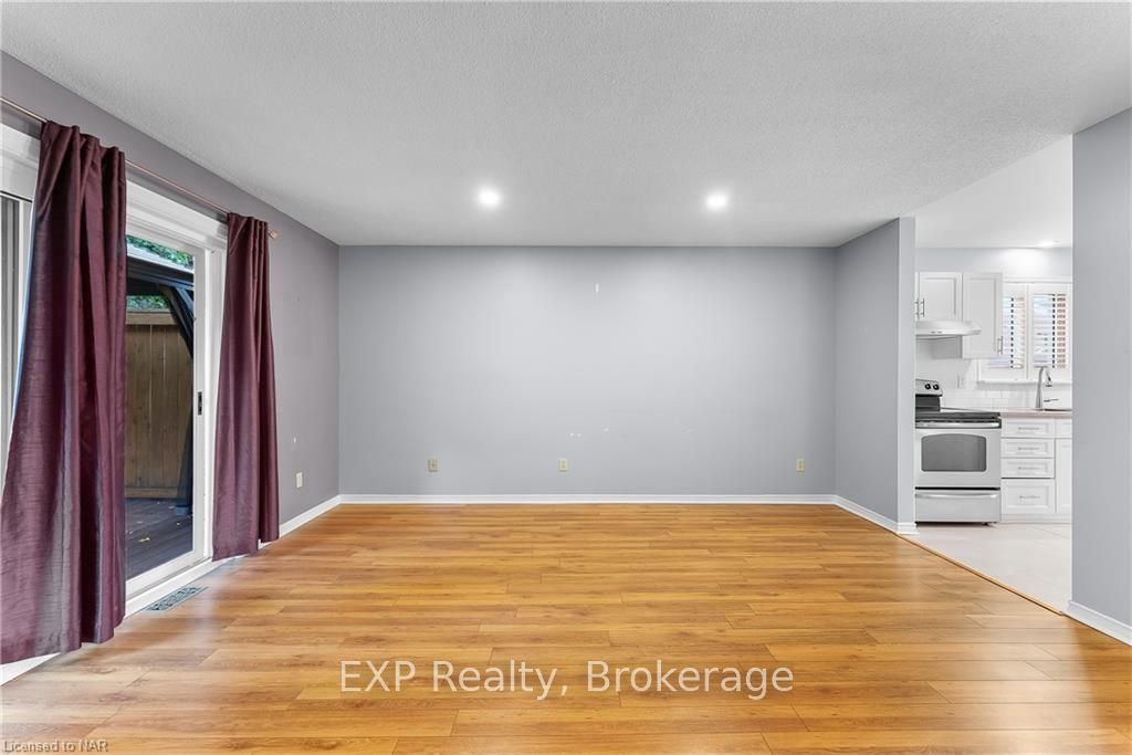 Photo 30 of Unit 30, 122 Bunting Road, St. Catharines, E. Chester — HOMEH