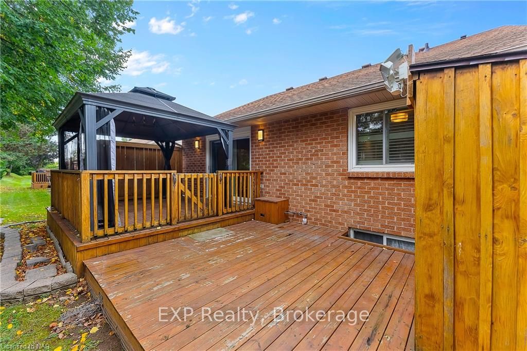 Photo 6 of Unit 30, 122 Bunting Road, St. Catharines, E. Chester — HOMEH