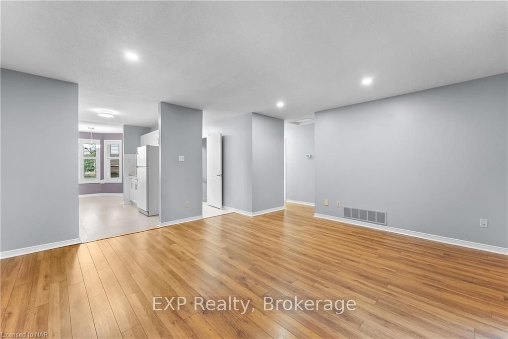Photo 29 of Unit 30, 122 Bunting Road, St. Catharines, E. Chester — HOMEH