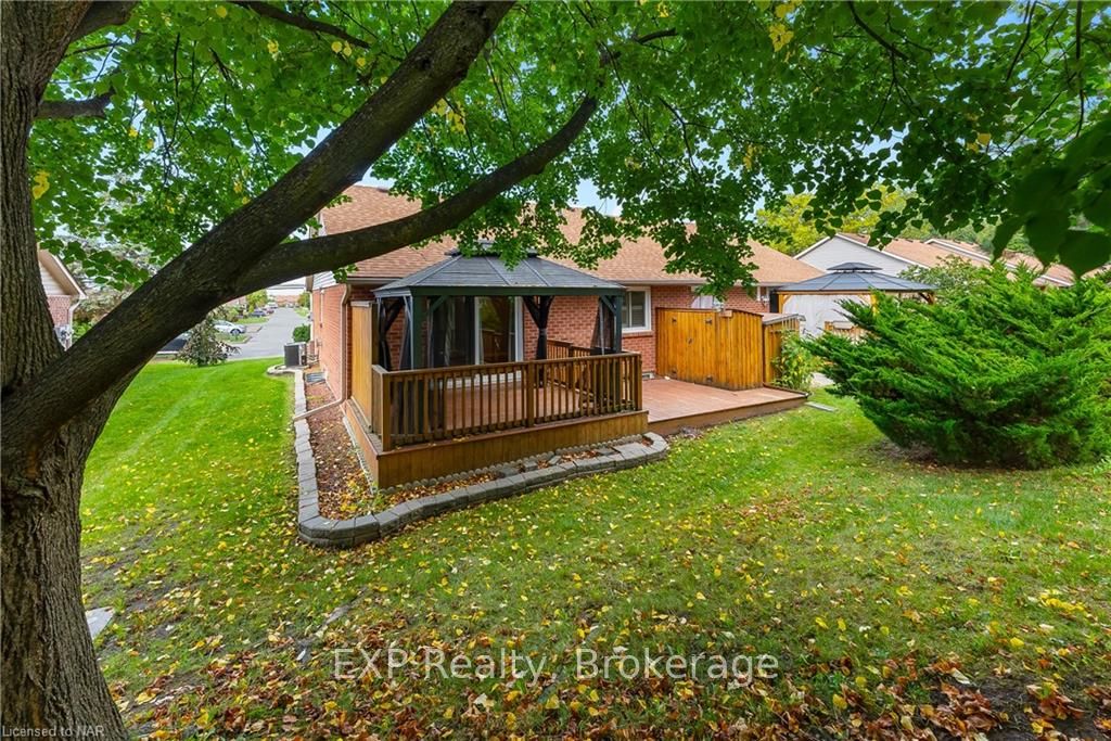Photo 3 of Unit 30, 122 Bunting Road, St. Catharines, E. Chester — HOMEH