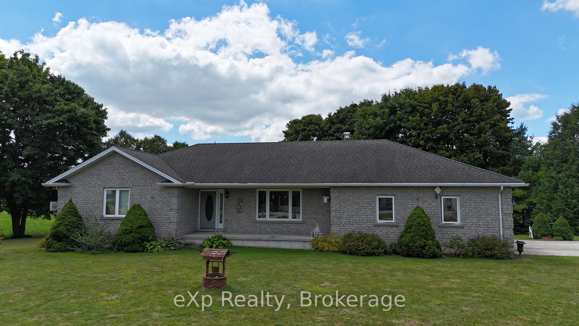 Photo 1 of 7 Bruce Rd 15, Brockton — HOMEH
