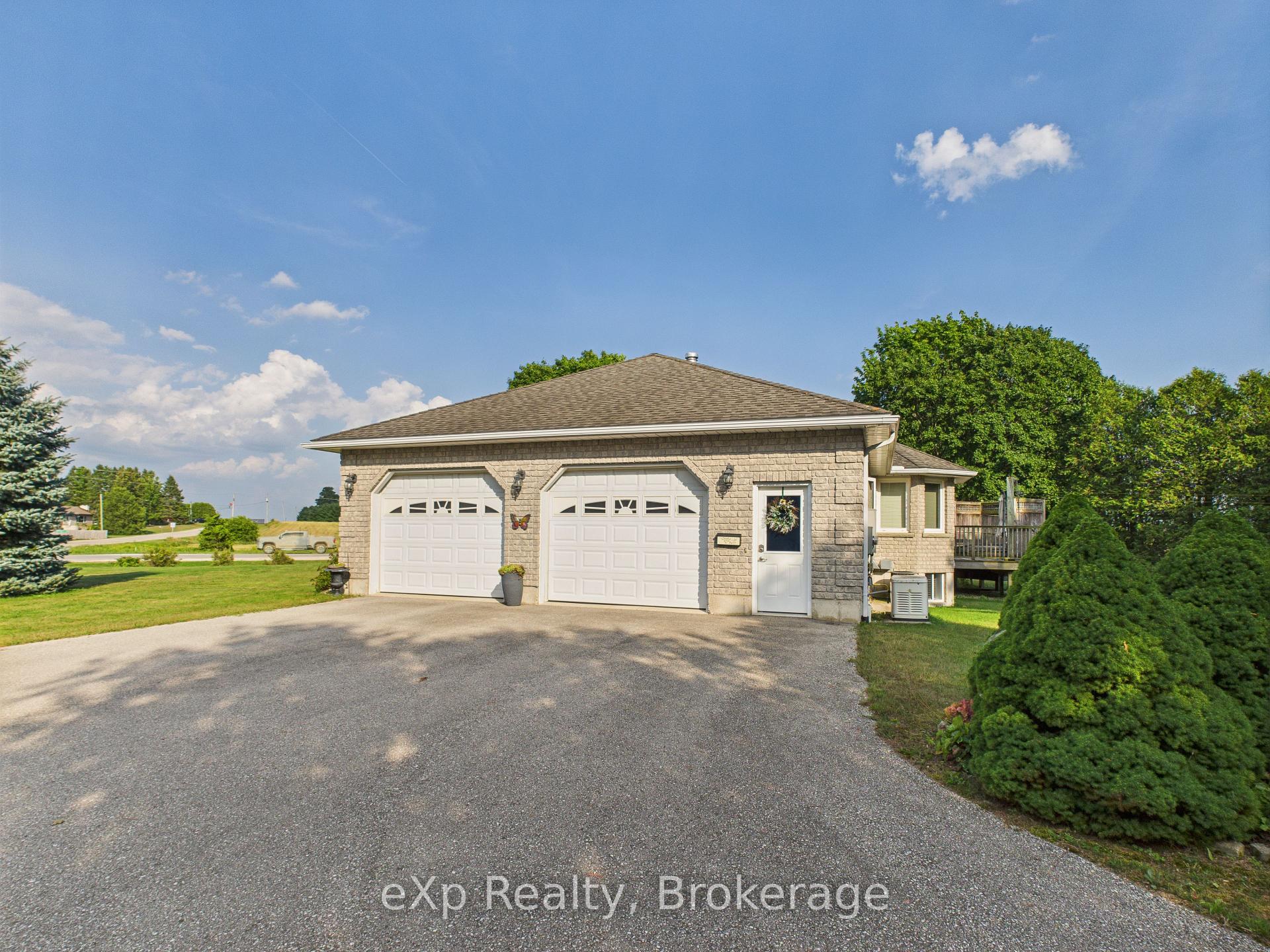 Photo 5 of 7 Bruce Rd 15, Brockton — HOMEH