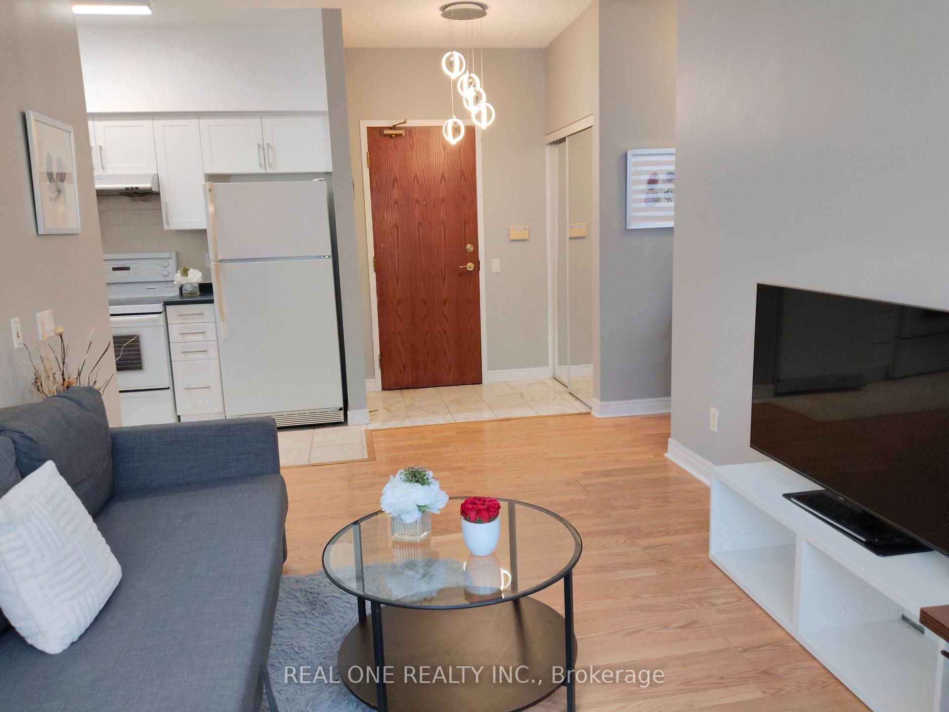 Photo 3 of Unit 103, 25 Times Avenue, Markham, Commerce Valley — HOMEH