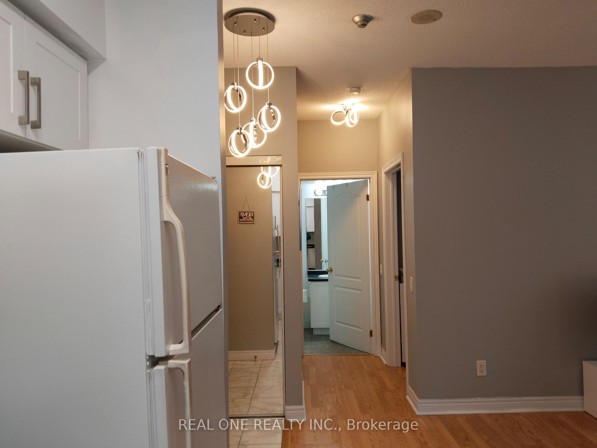 Photo 8 of Unit 103, 25 Times Avenue, Markham, Commerce Valley — HOMEH
