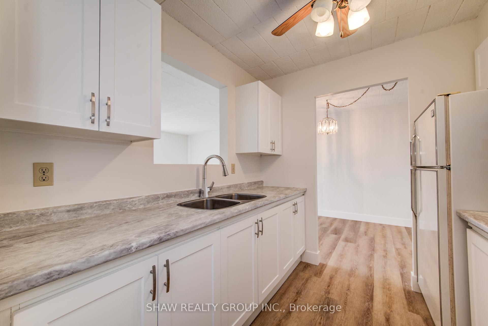 Photo 7 of Unit 302, 75 Hazelglen Drive, Kitchener — HOMEH
