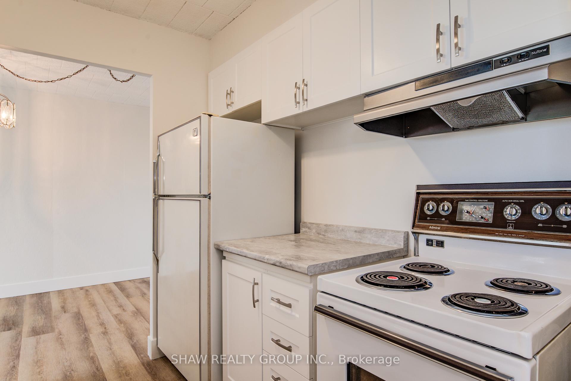 Photo 8 of Unit 302, 75 Hazelglen Drive, Kitchener — HOMEH