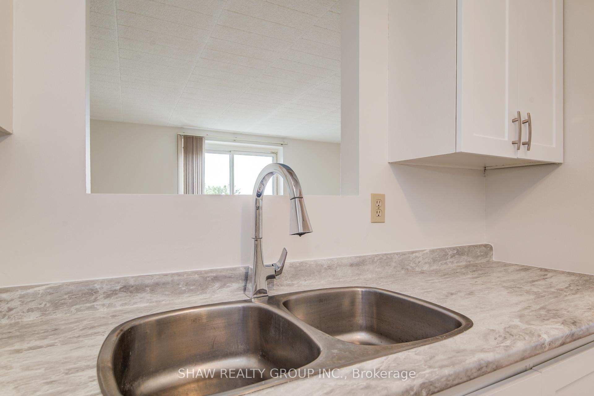 Photo 9 of Unit 302, 75 Hazelglen Drive, Kitchener — HOMEH