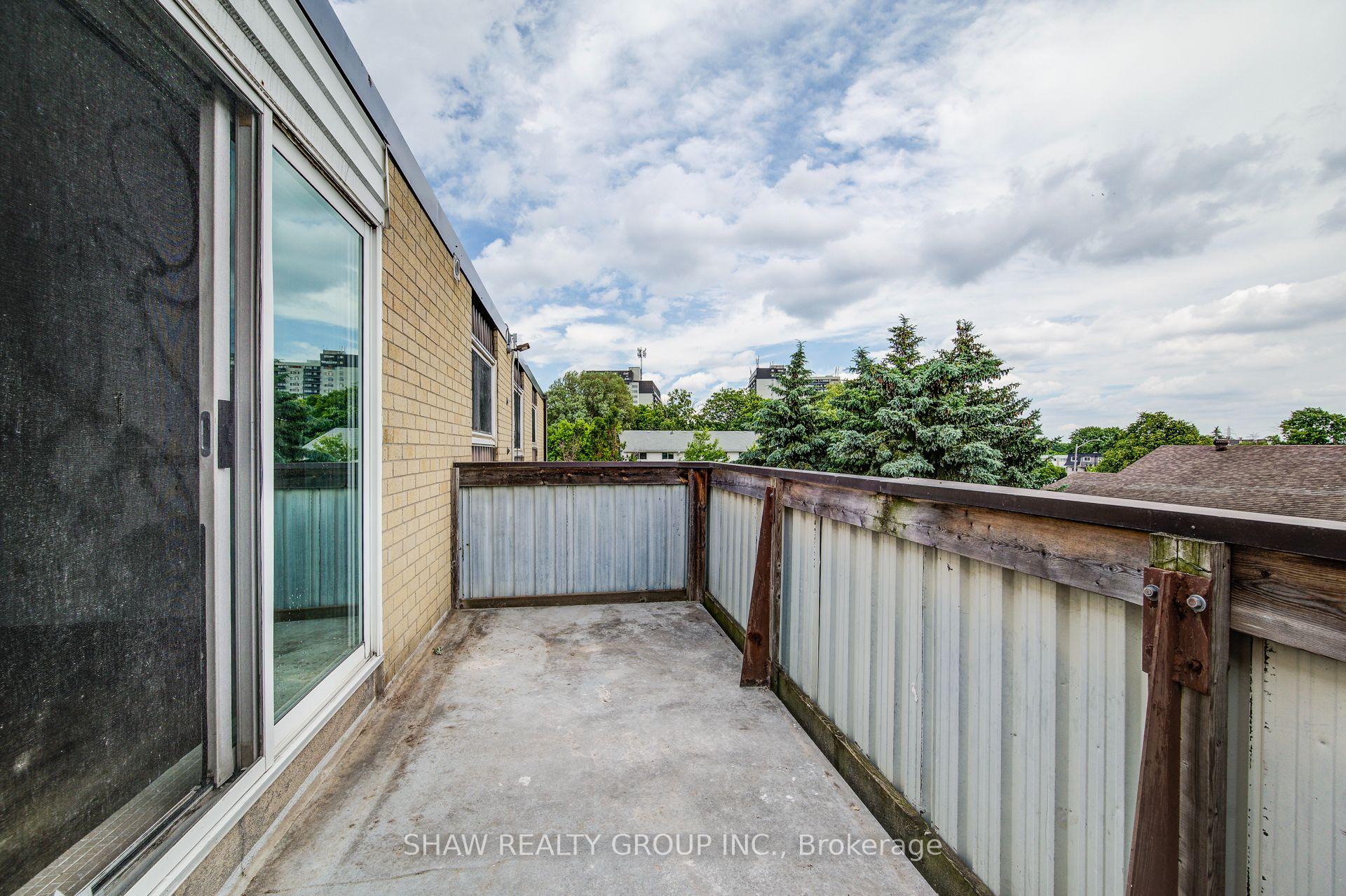Photo 30 of Unit 302, 75 Hazelglen Drive, Kitchener — HOMEH