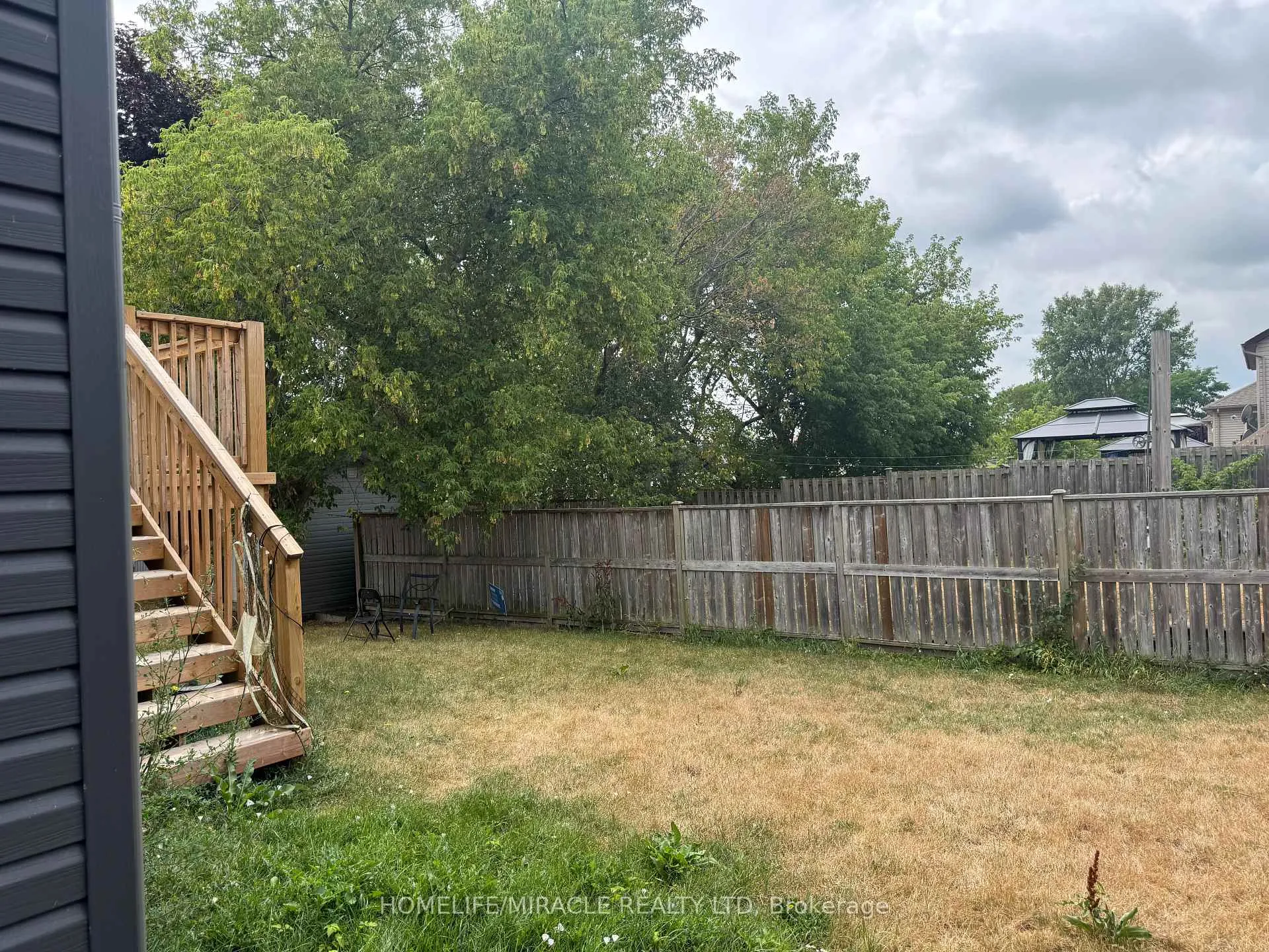 Photo 3 of 42 Centre Street, Belleville, Belleville Ward — HOMEH