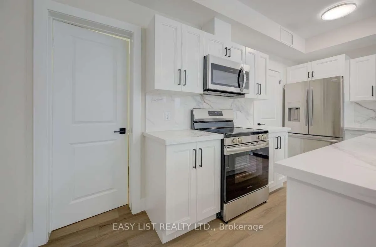 Photo 3 of Unit 1, 17 Peter Street, Kitchener, Cedar Hill — HOMEH
