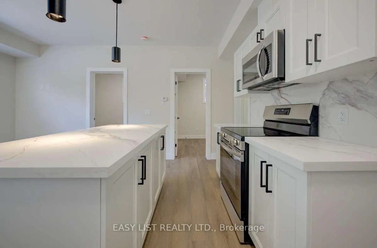 Photo 7 of Unit 1, 17 Peter Street, Kitchener, Cedar Hill — HOMEH