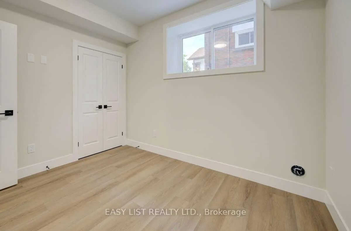 Photo 16 of Unit 1, 17 Peter Street, Kitchener, Cedar Hill — HOMEH