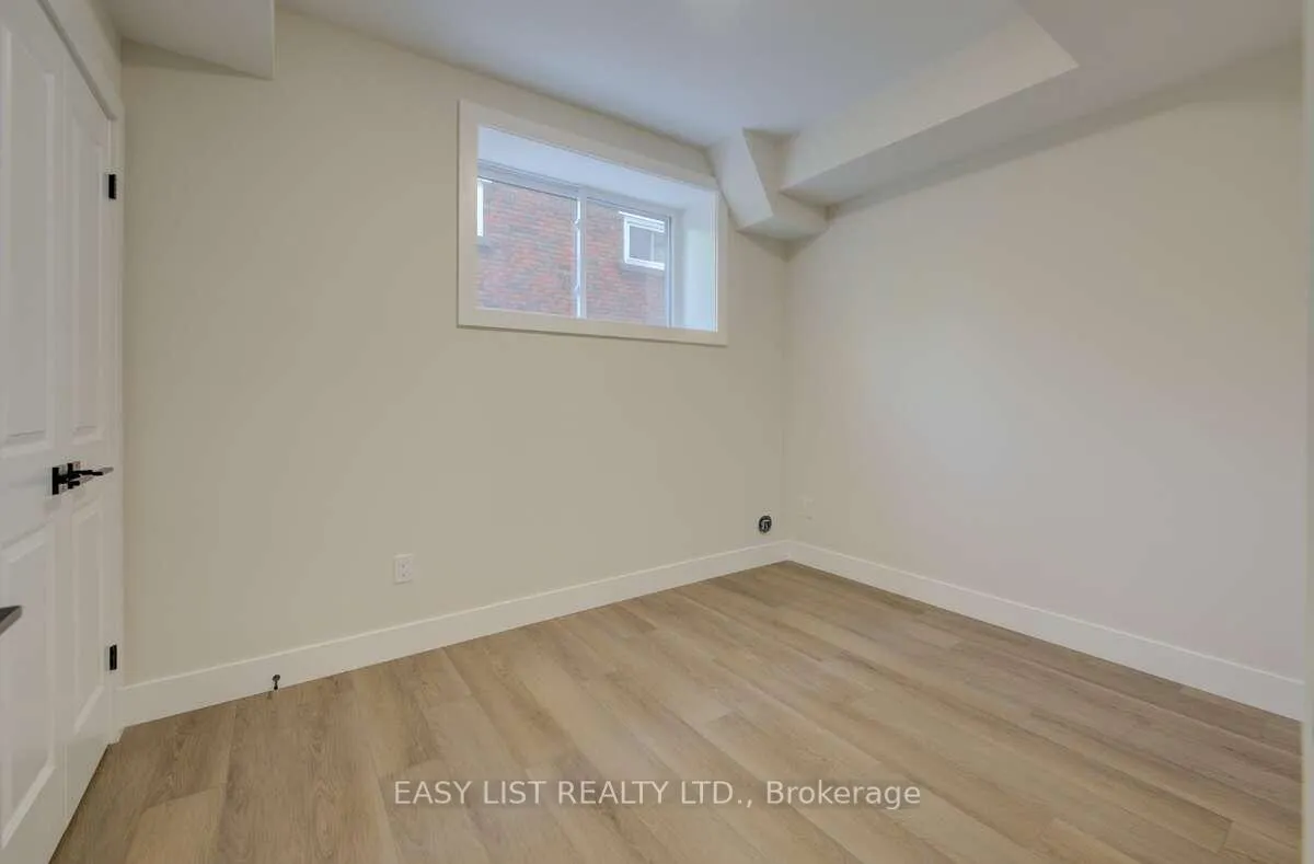 Photo 17 of Unit 1, 17 Peter Street, Kitchener, Cedar Hill — HOMEH